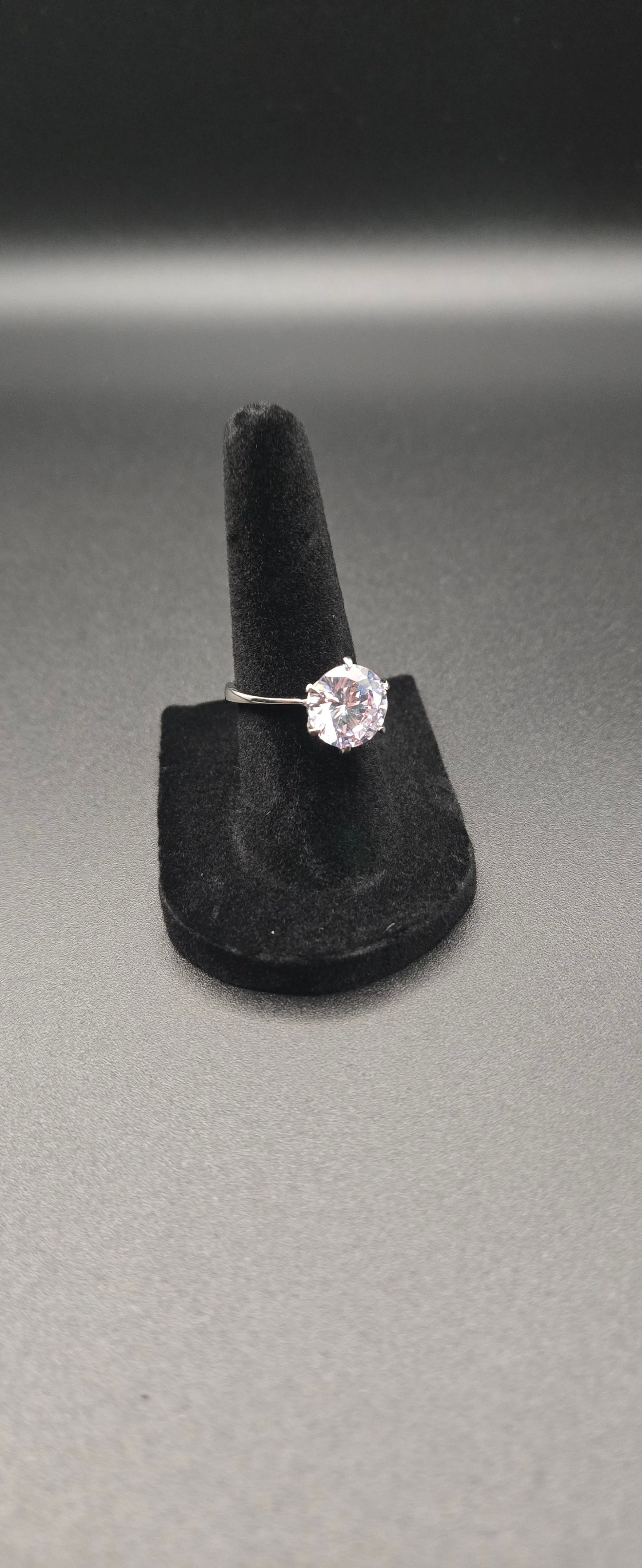 Rhodium Plated Solitaire Ring – 3.87 CT Cubic Zirconia – Size 6